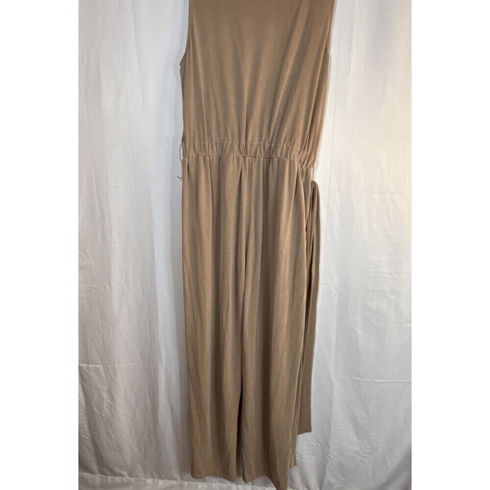 Express Light Brown Plunge Neck Wide Leg Belted Jumpsuit Size Medium Preowned - Picture 11 of 14